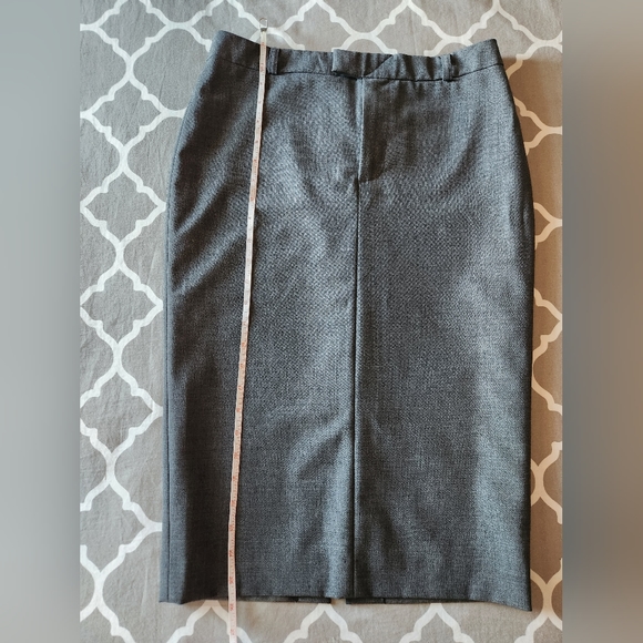 Paul & Joe Women's Gray Wool Pencil Skirt, size FR 38 (US 6) - Picture 7 of 8